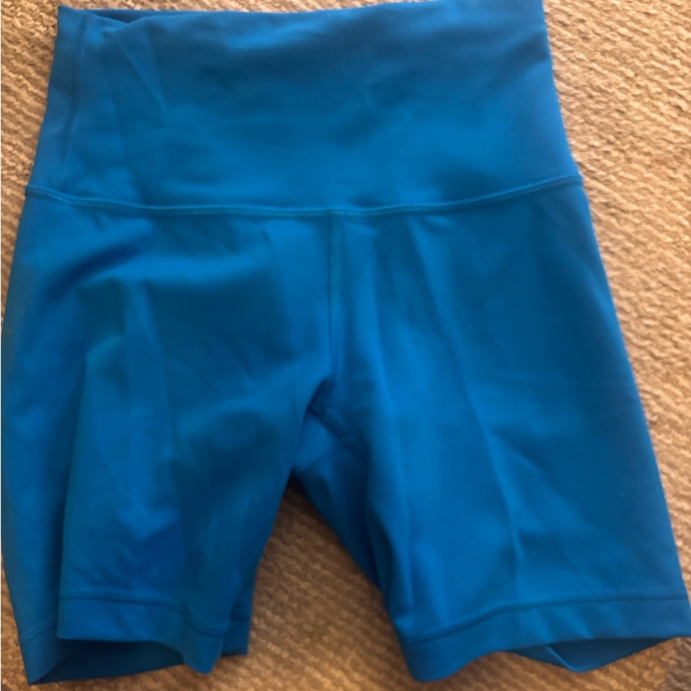 lululemon poolside wunder train short